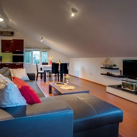Apartment Nane *
