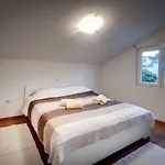 Nane Apartament *